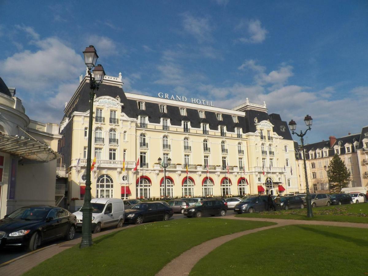 Cabourg - Hyper Centre, Plage Екстер'єр фото