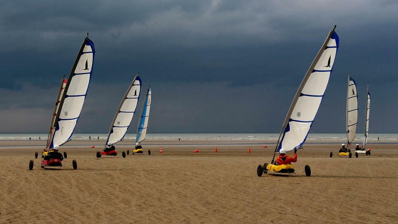 Cabourg - Hyper Centre, Plage Екстер'єр фото